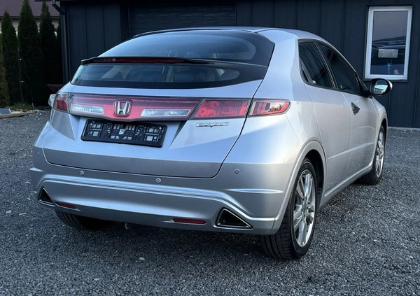 Honda Civic cena 27900 przebieg: 209000, rok produkcji 2011 z Jastrowie małe 407